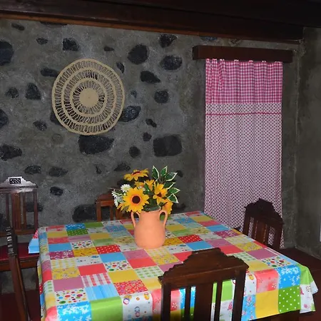 Join Our Relaxed House Near The Beach - Mosteiros Mosteiros  Exterior photo