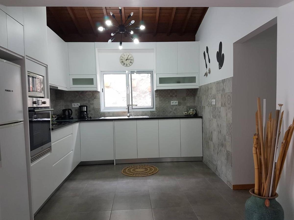 Join Our Relaxed House Near The Beach - Mosteiros Holiday home Mosteiros (Azores)
